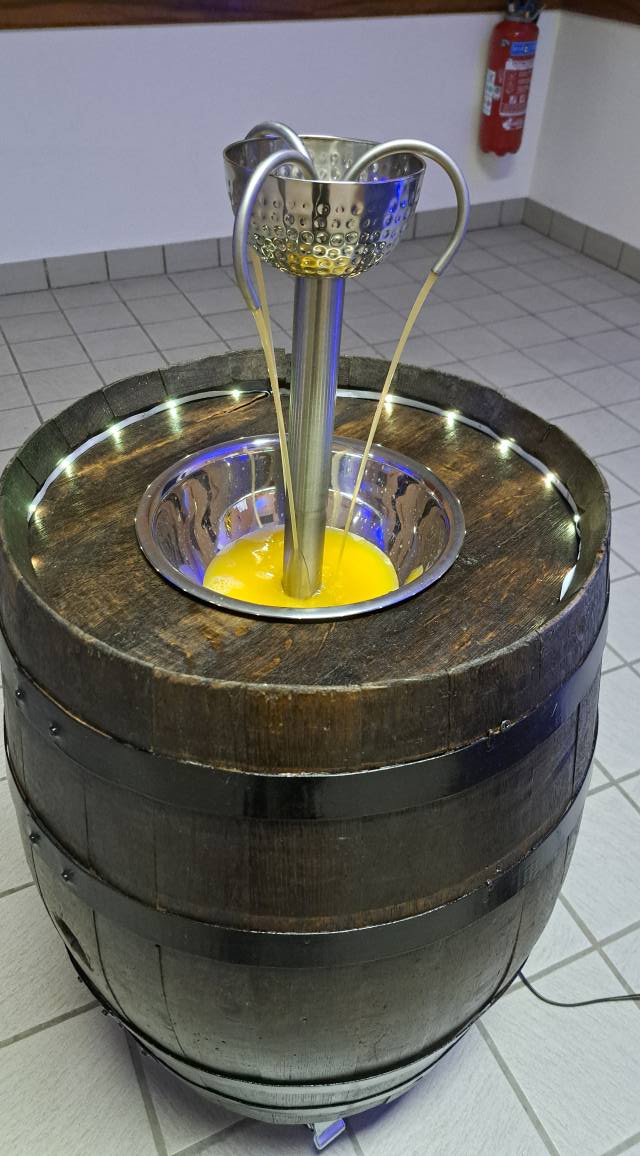 Fontaine a punch tonneau 2