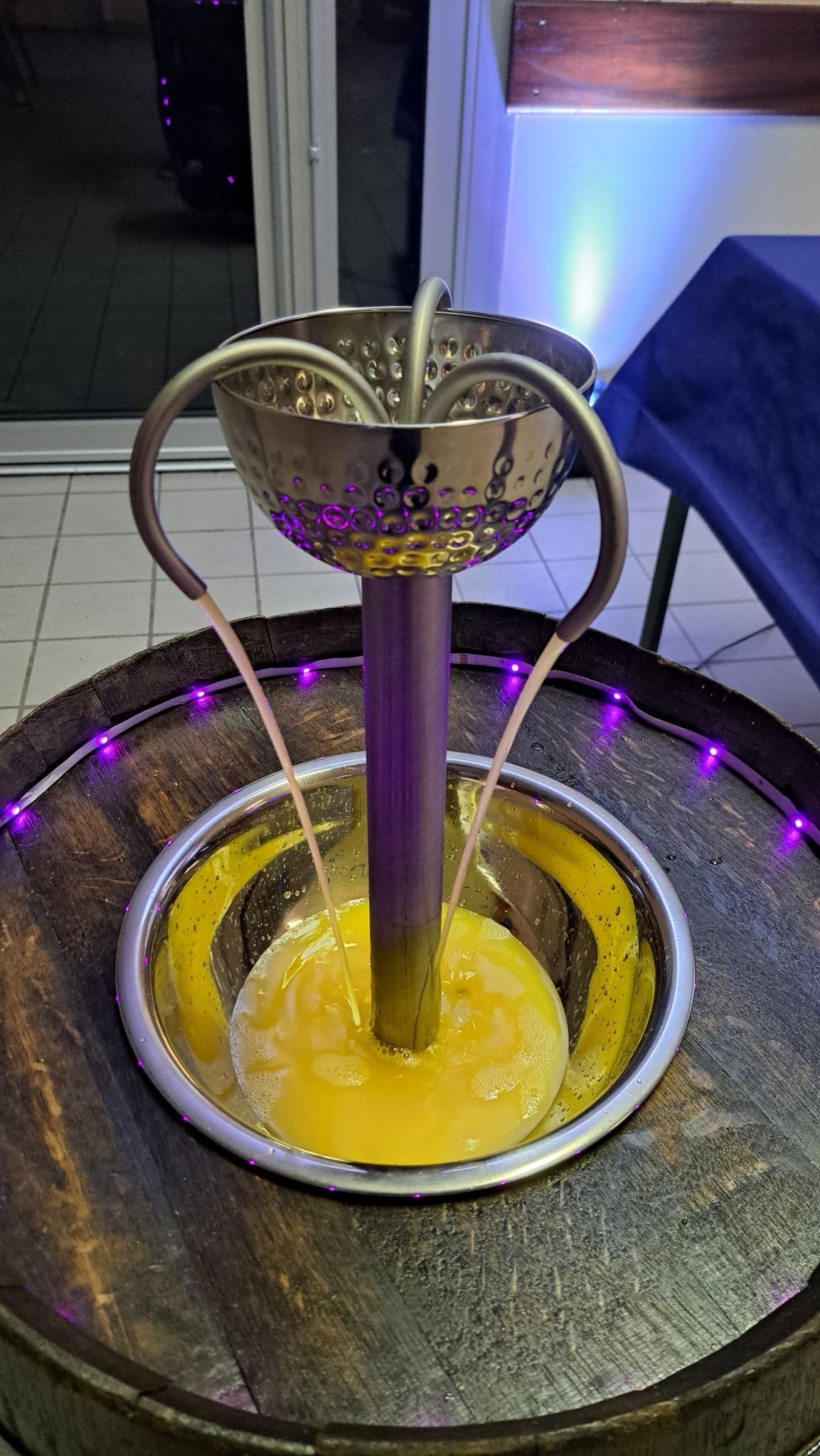 Fontaine a punch tonneau vue de dessus